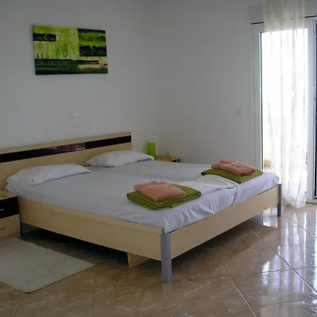 Apartment Pegasos *
