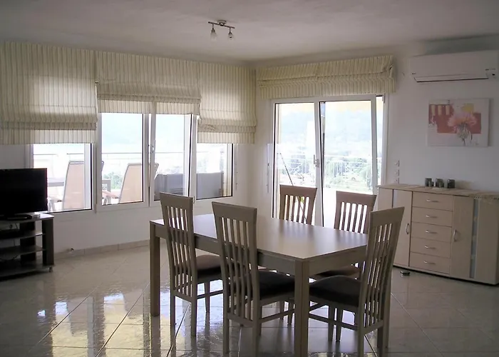 Apartament Pegasos *